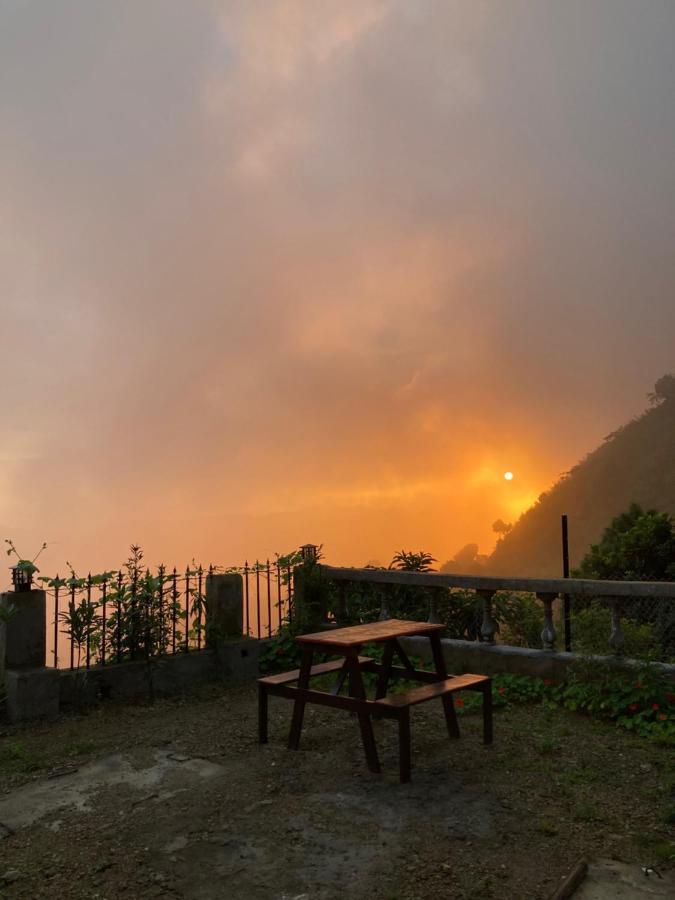 Private Mountain Villa, Lansdowne Esterno foto