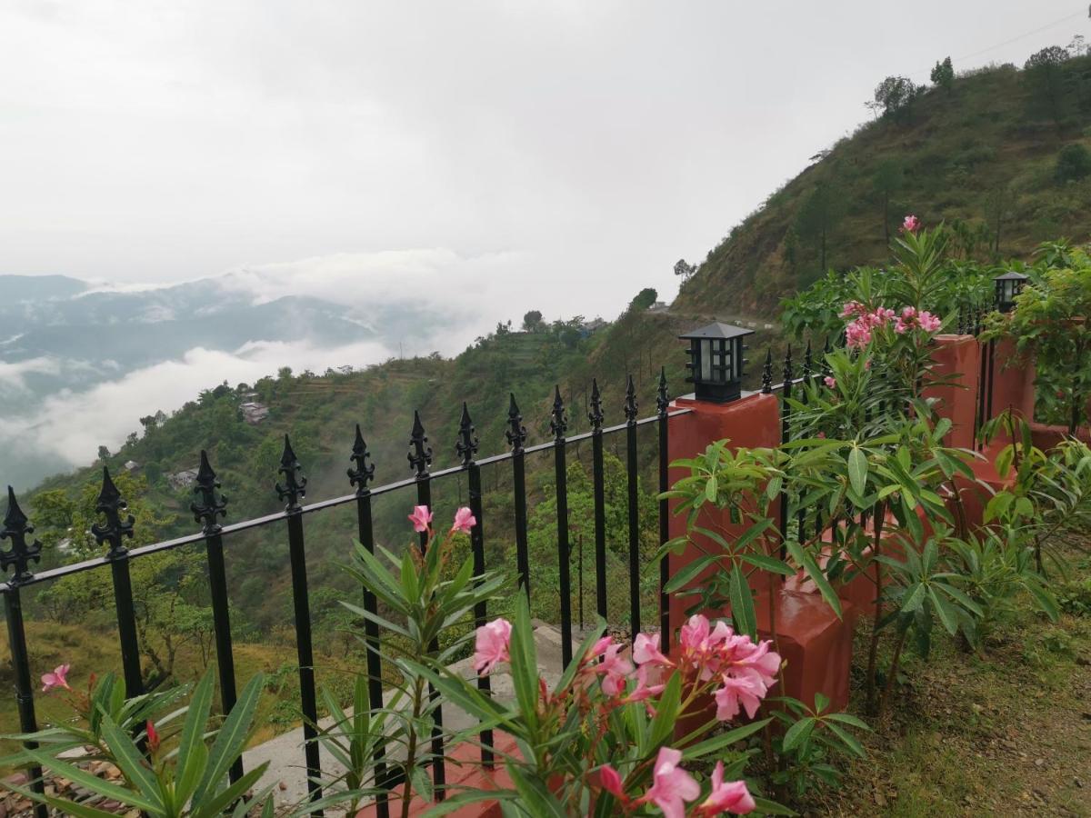 Private Mountain Villa, Lansdowne Esterno foto